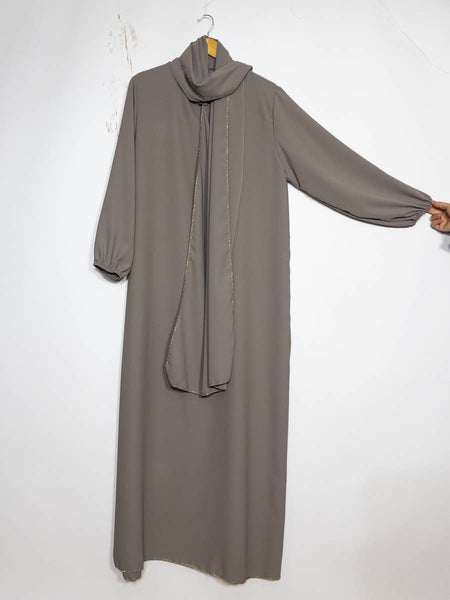 Medina silk abaya for women ref:2338pkdr: Black