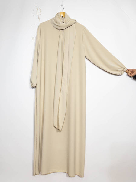 Medina silk abaya for women ref:2338pkdr: Black