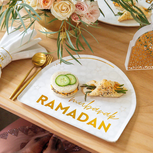 Levant Sky ‘Ramadan Mubarak’ Arch Dinner Paper Plates (Set of 12)