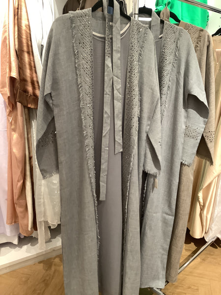 Sidraa 3 Piece w/ Embroidery