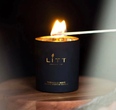 Litt candle